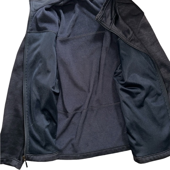 Men’s north face coat - Picture 2 of 5